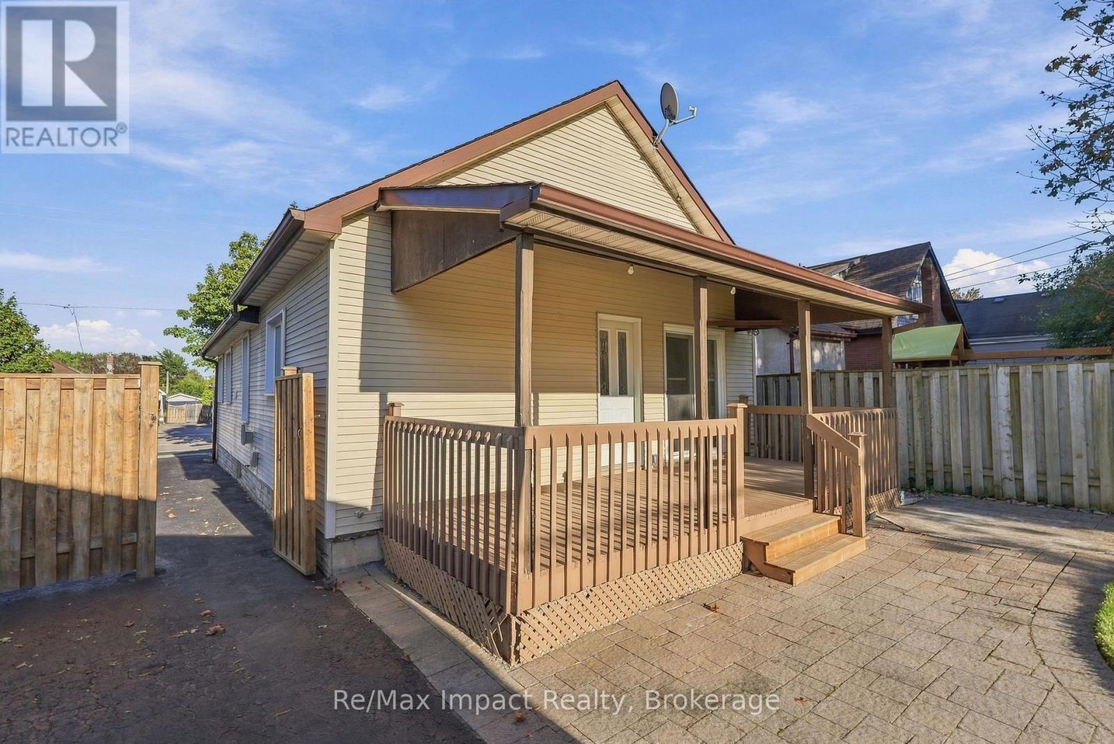 172 ROXBOROUGH AVENUE, Oshawa (O'Neill) — photo 4
