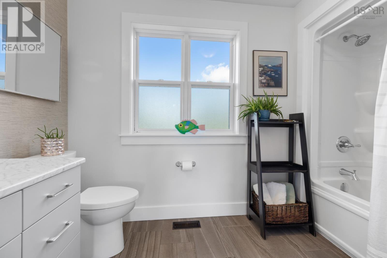 15 ALPINE Court - Image 24