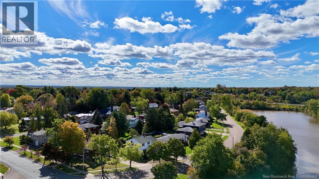 330 Westmount Boulevard - Image 43