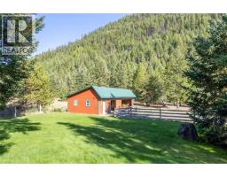 50 Taylor Way, Beaverdell, BC V0H1A0 Photo 15