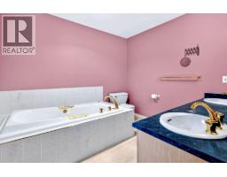 Mud room - 94 Thor Drive, Kamloops, BC V2C6P8 Photo 9
