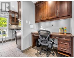 25 Proudbank Millway, Toronto, ON M2L1P3 Photo 19