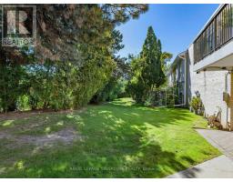 25 Proudbank Millway, Toronto, ON M2L1P3 Photo 36