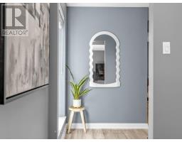 25 Proudbank Millway, Toronto, ON M2L1P3 Photo 7