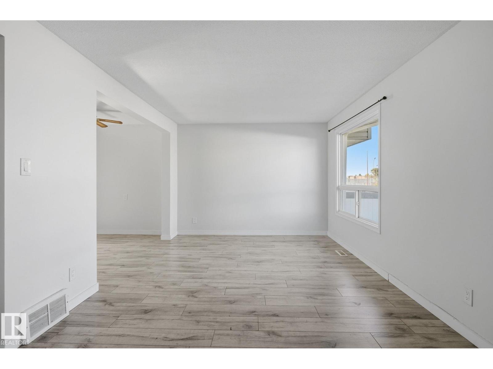 164 DICKINSFIELD CO NW - 8