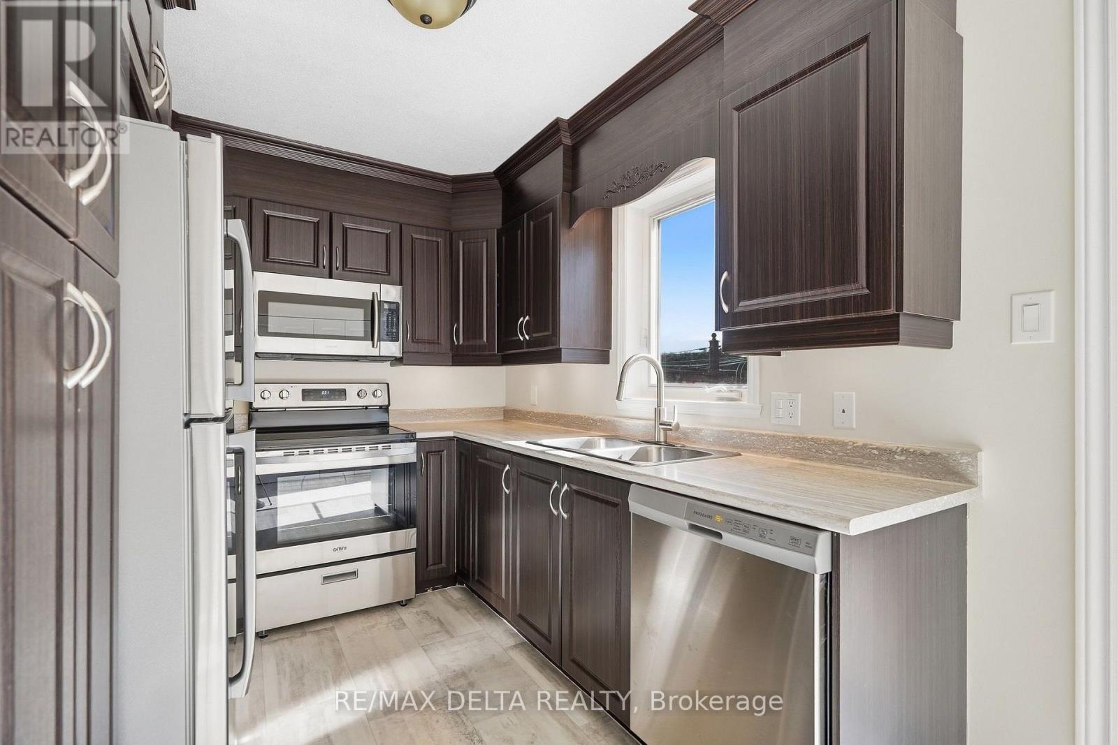 742 NELSON STREET - 11