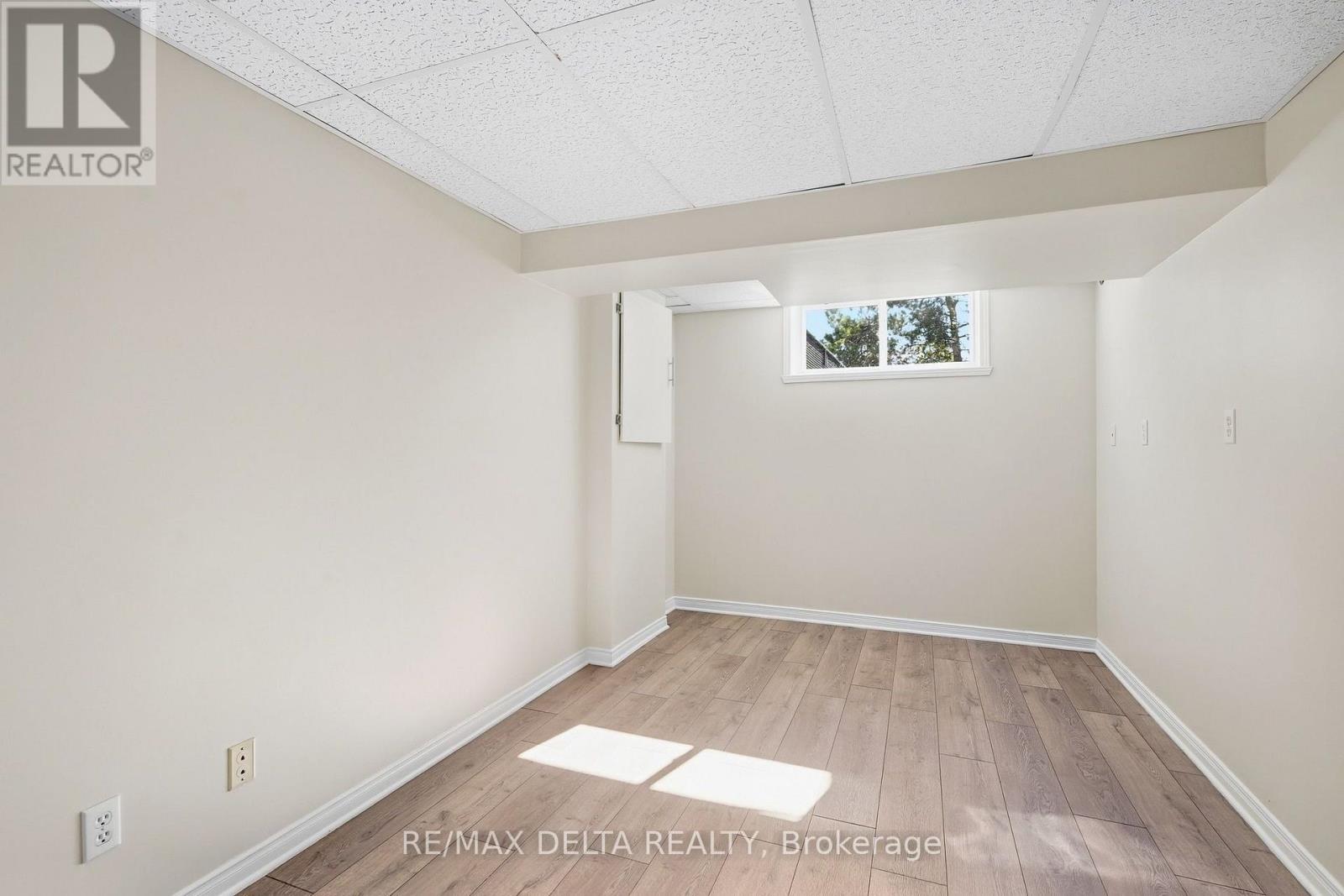 742 NELSON STREET - 23