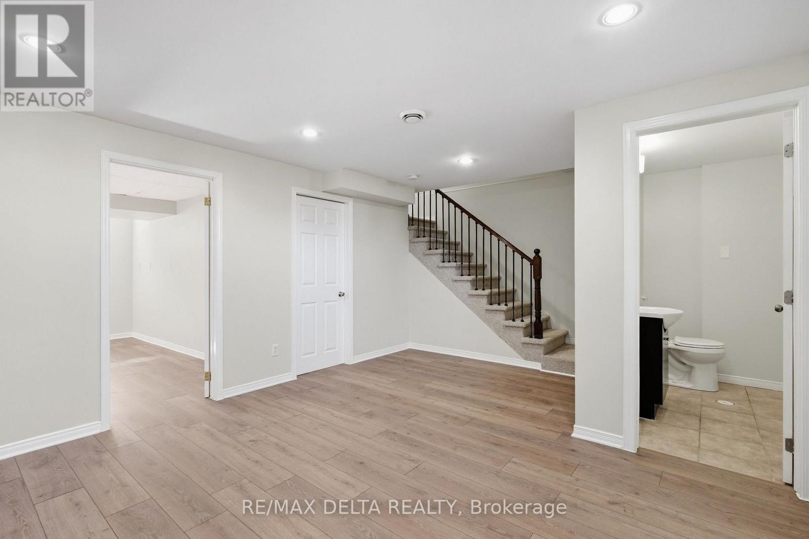 742 NELSON STREET - Image 24