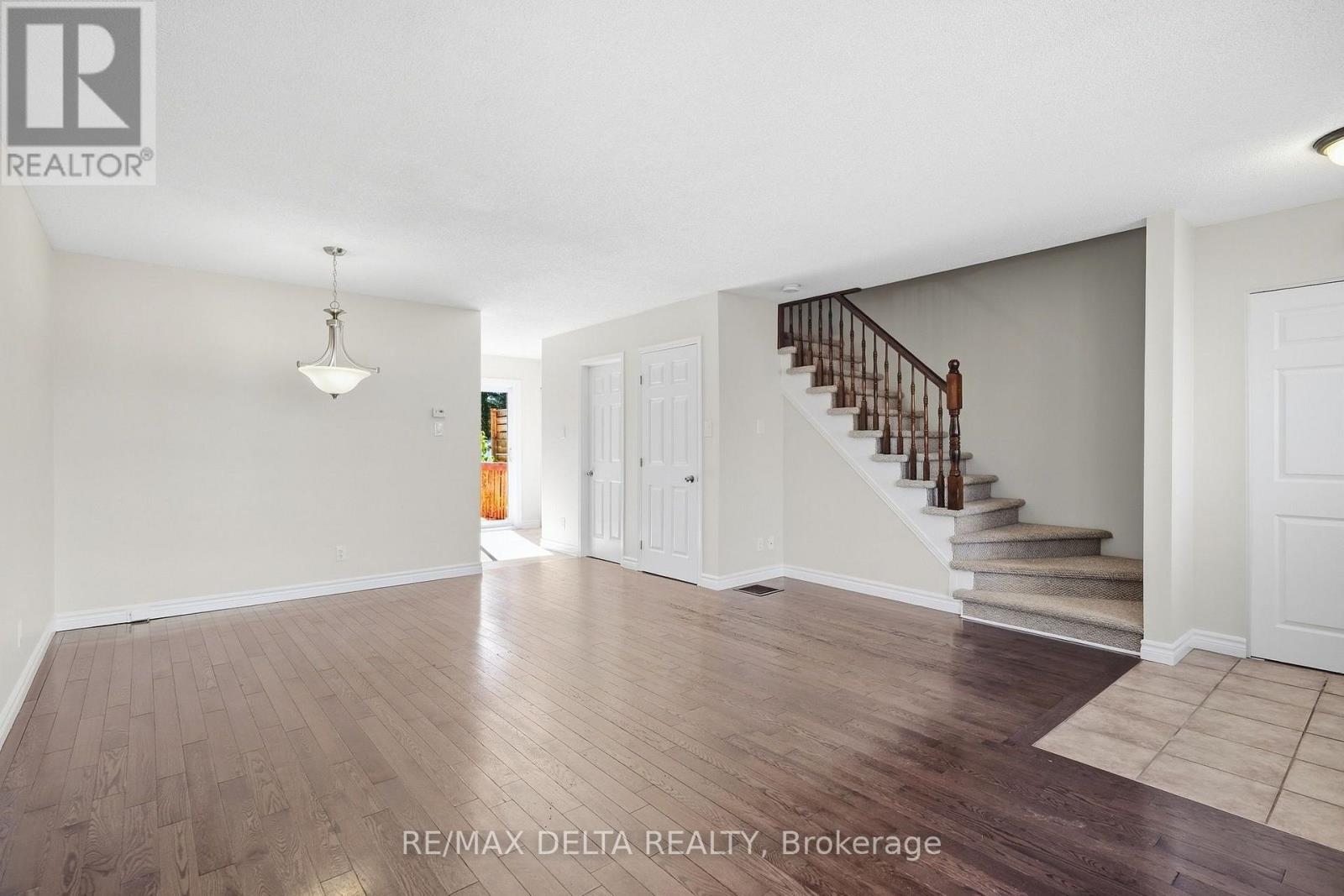 742 NELSON STREET - 6