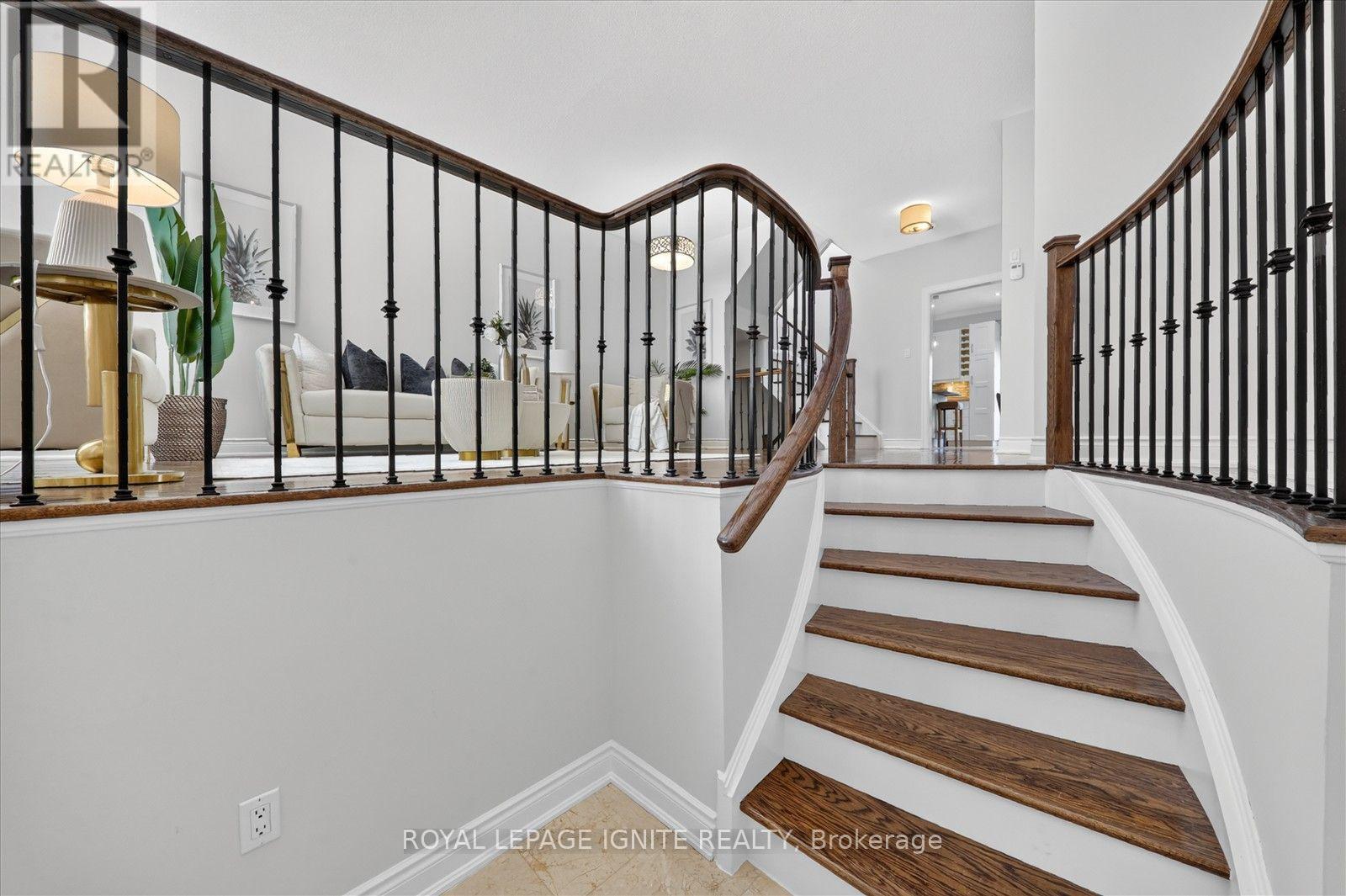 Photo of 9 - 8032 KIPLING AVENUE
