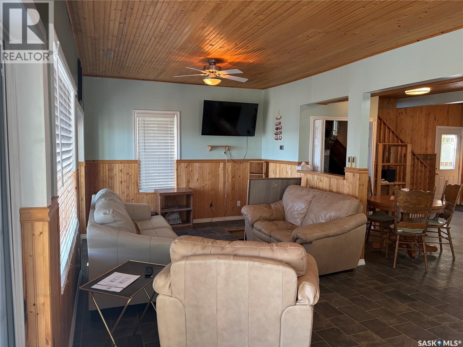 316 Lakeshore ROAD, Leslie Beach — photo 12