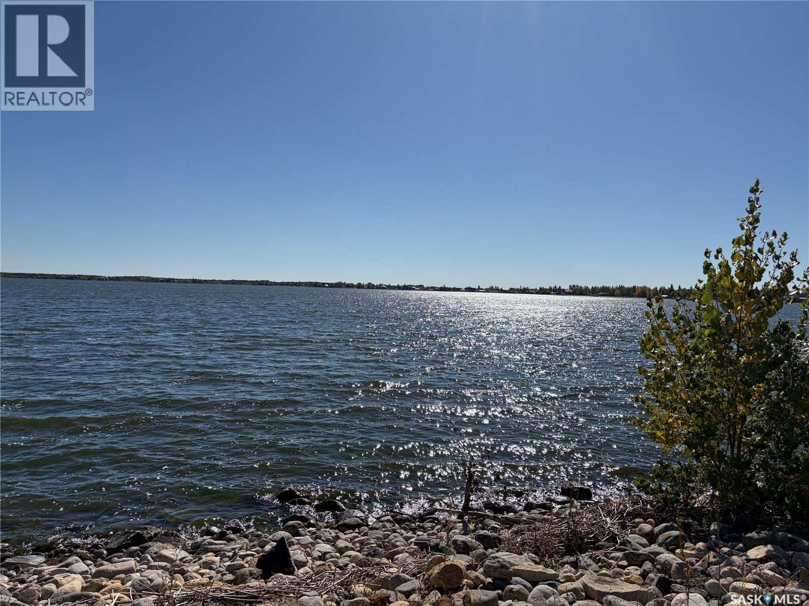 316 Lakeshore ROAD, Leslie Beach — photo 2