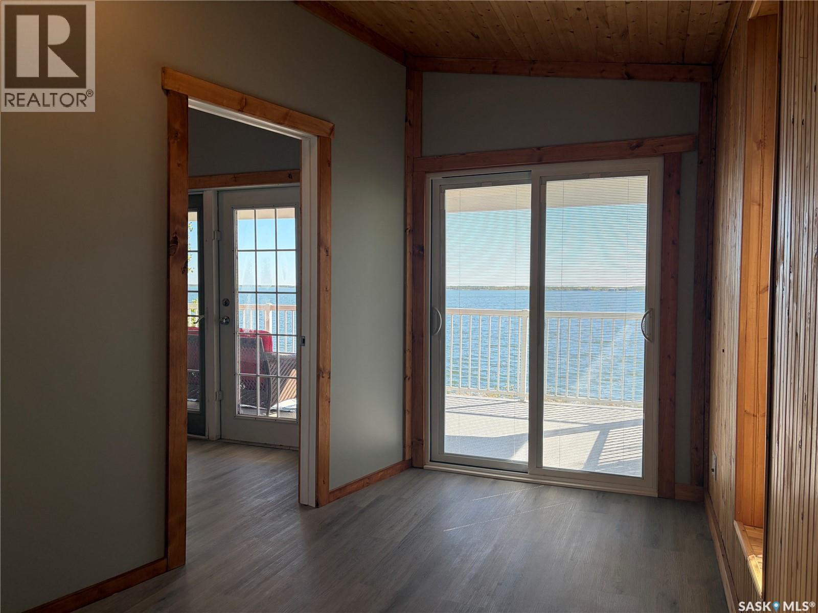 316 Lakeshore ROAD, Leslie Beach — photo 22