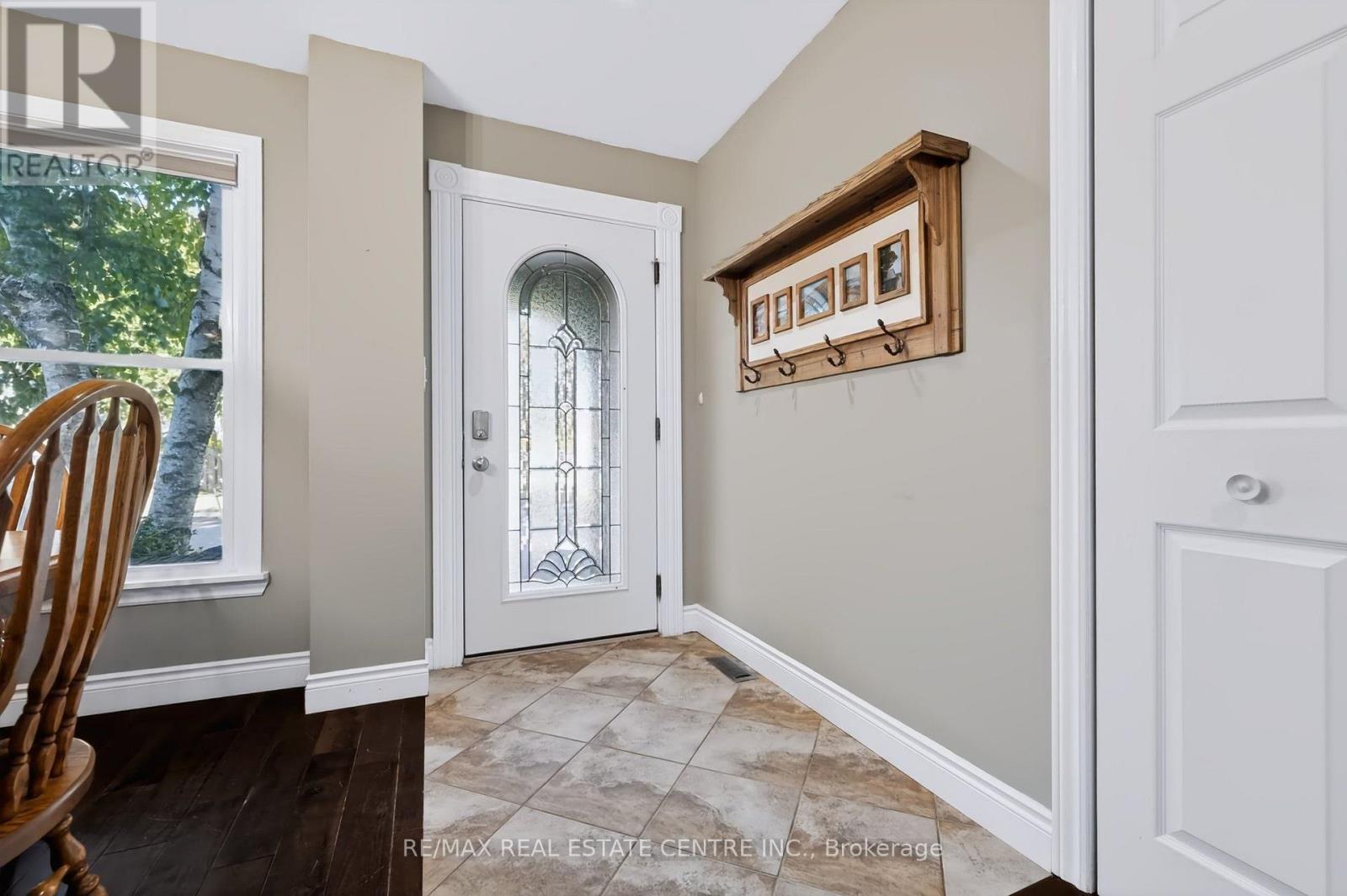 Photo of 220 HARVEST DRIVE