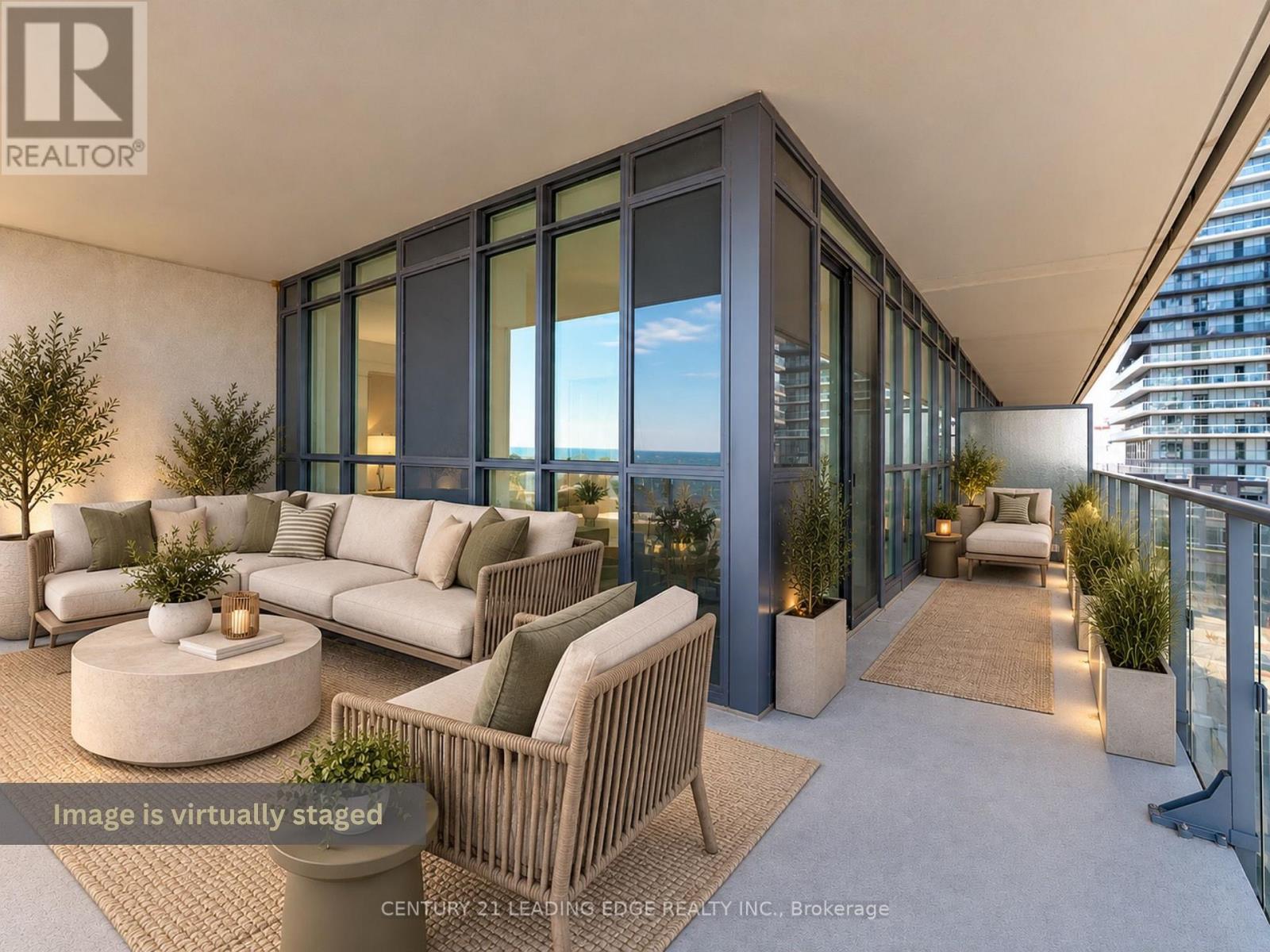 #603 59 ANNIE CRAIG DRIVE - 34