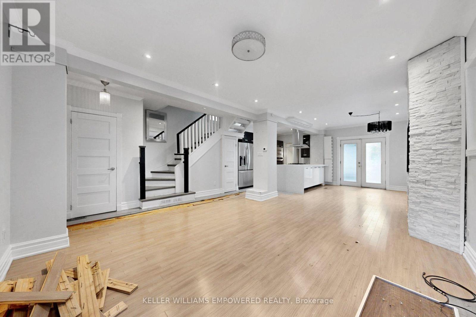 Photo of 5 ALDGATE AVENUE