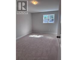 900 Wild Rose Drive, Gravenhurst), ON P1P0B4 Photo 11