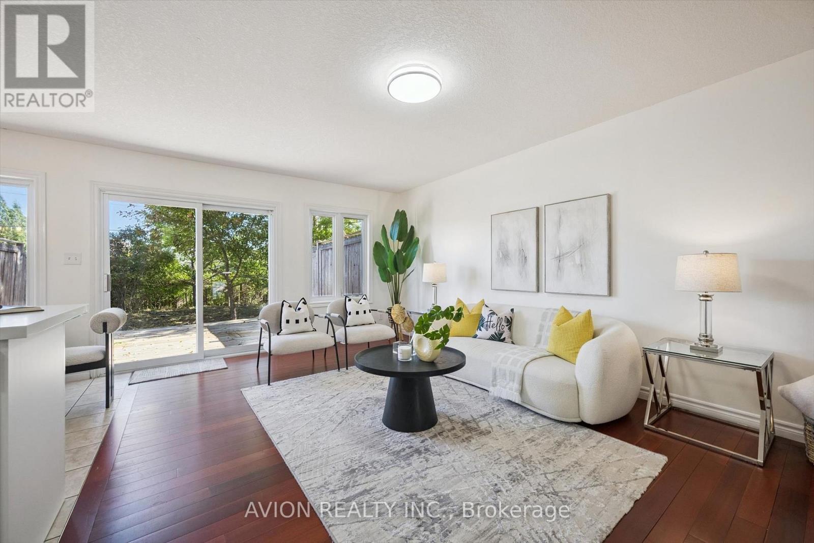 206 BUTTERCUP COURT - 12