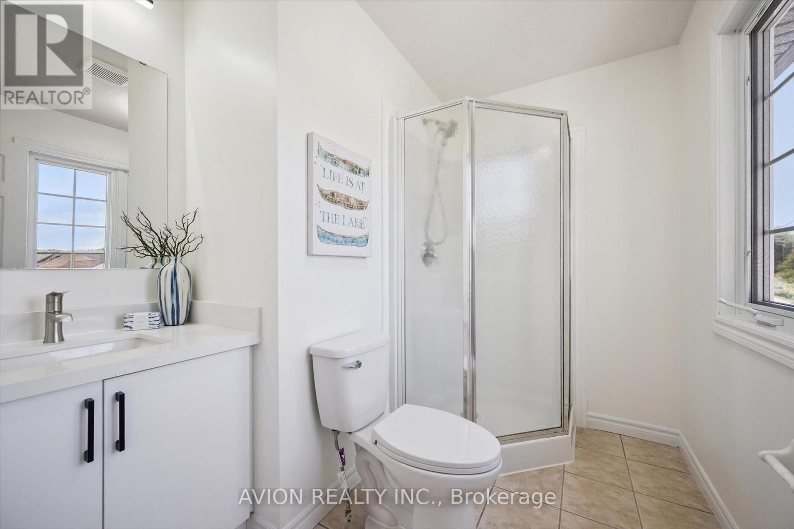 206 BUTTERCUP COURT - 23