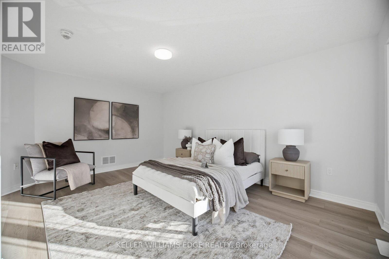 98 BLOOM CRESCENT - 20