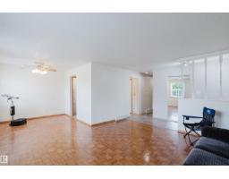 212 Homestead Cr Nw, Edmonton, AB T7S1S7 Photo 11