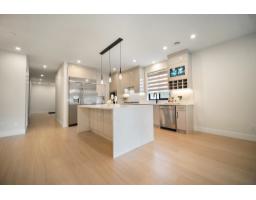 14204 North Bluff Road, White Rock, BC V4B3C4 Photo 16