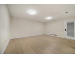 14204 North Bluff Road, White Rock, BC V4B3C4 Photo 37