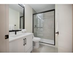 14204 North Bluff Road, White Rock, BC V4B3C4 Photo 19