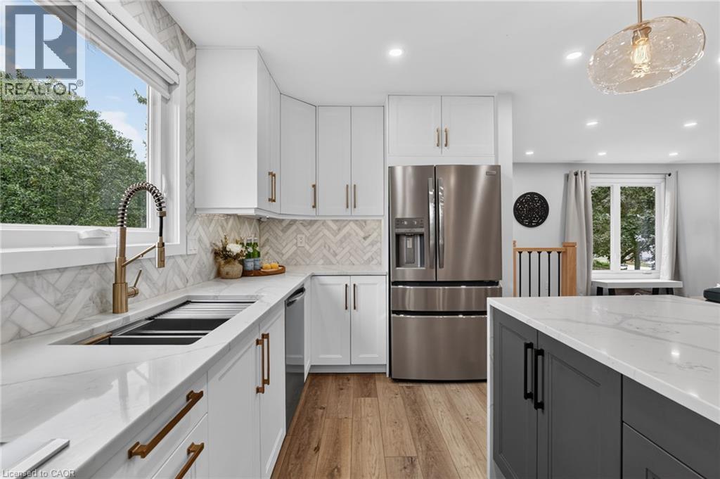 30 BAYVIEW Drive - 28