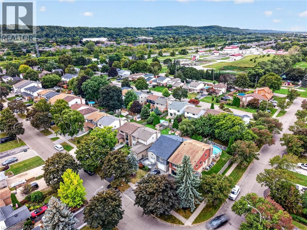 30 BAYVIEW Drive - Image 40