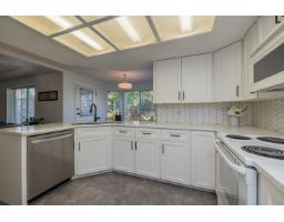 18693 56a Avenue, Surrey, BC V3S7Y2 Photo 11