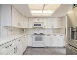18693 56a Avenue, Surrey, BC V3S7Y2 Photo 14