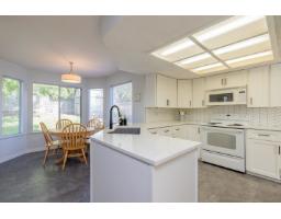 18693 56a Avenue, Surrey, BC V3S7Y2 Photo 13