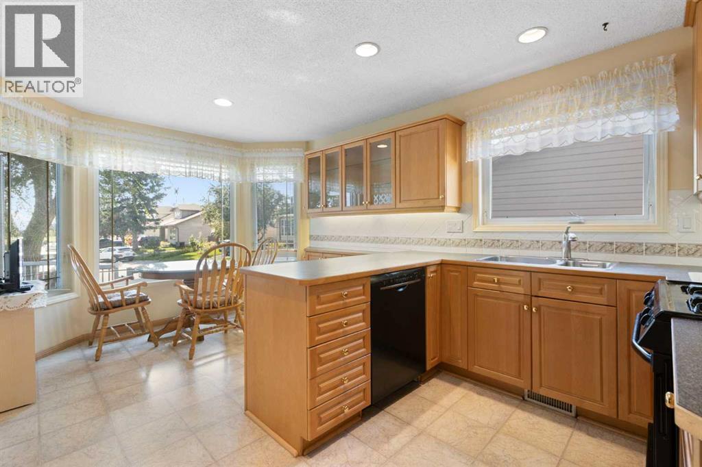 243 Radcliffe Place SE - photo 20