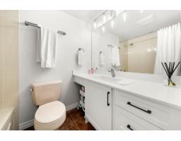 412 1220 Fir Street, White Rock, BC V4B4B1 Photo 31