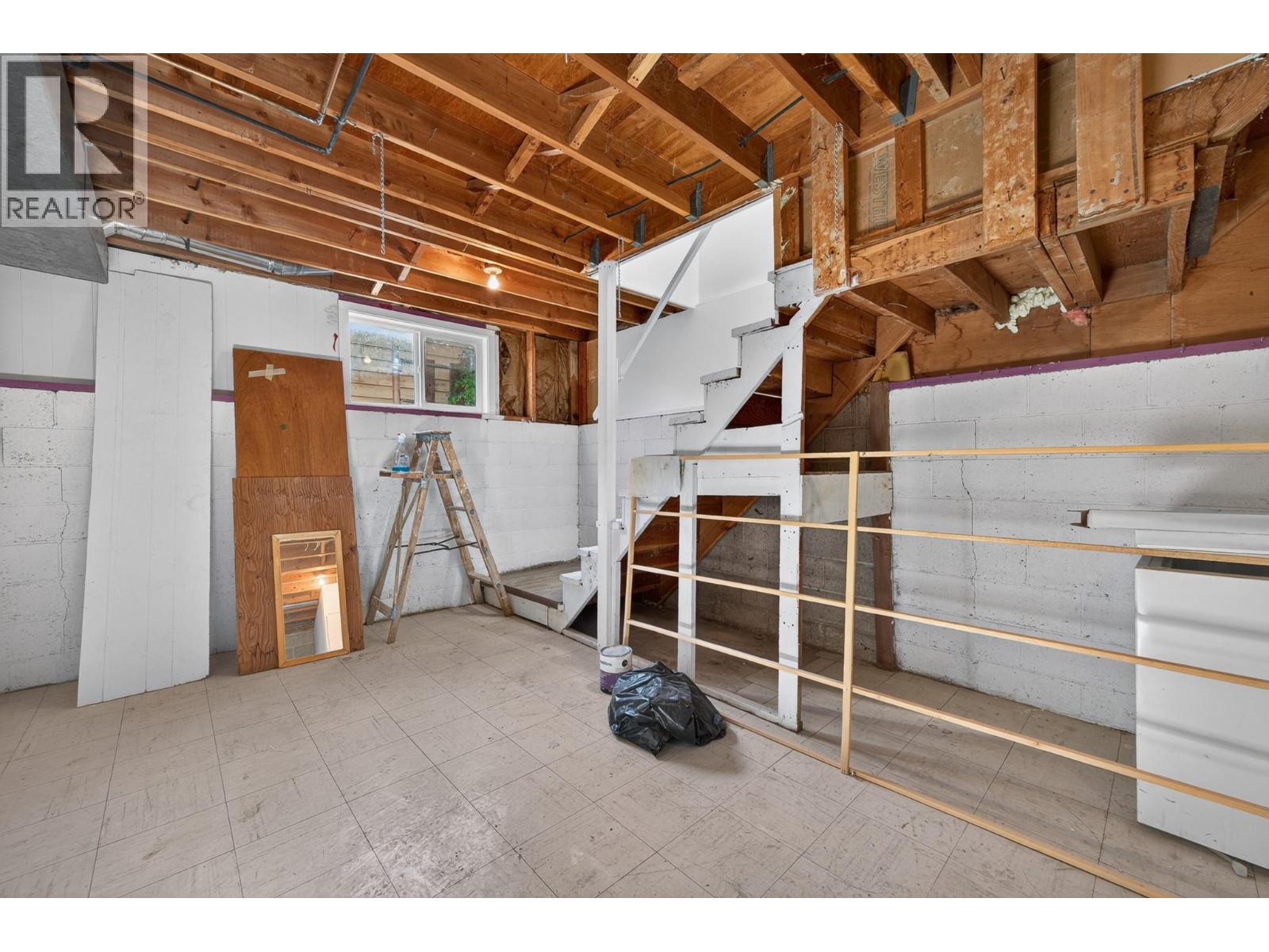 2257/2259 Valleyview Drive - 29
