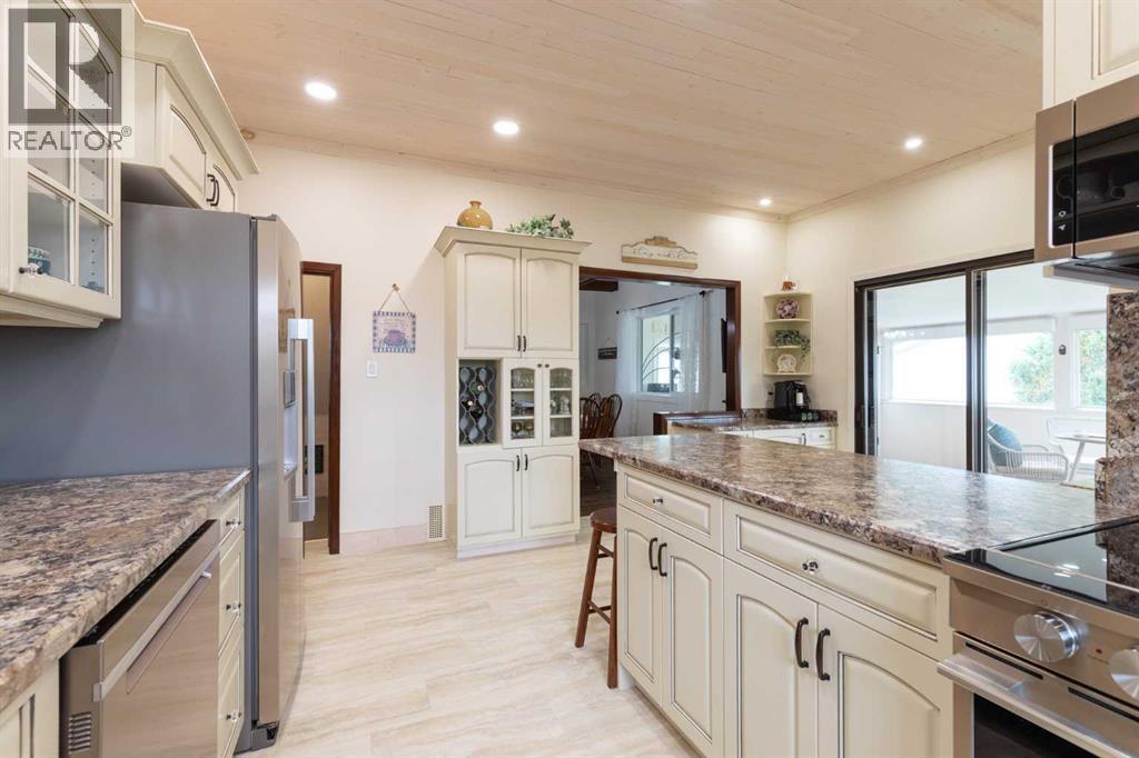 44 8 Street NE - Image 16