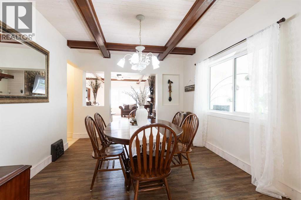 44 8 Street NE - 9