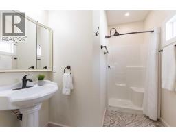 44 8 Street Ne, Medicine Hat, AB T1A5R3 Photo 33