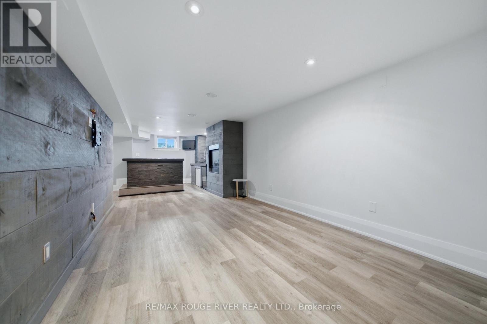 1306 KINGSTON ROAD - Image 26
