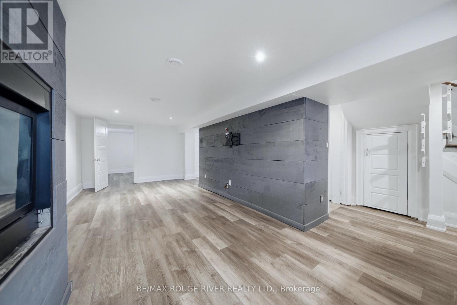 1306 KINGSTON ROAD - Image 34
