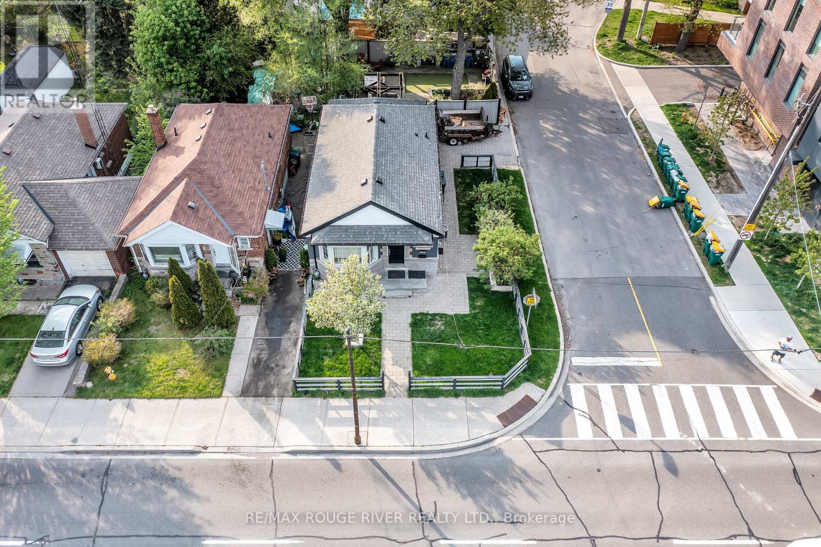 Photo of 1306 KINGSTON ROAD
