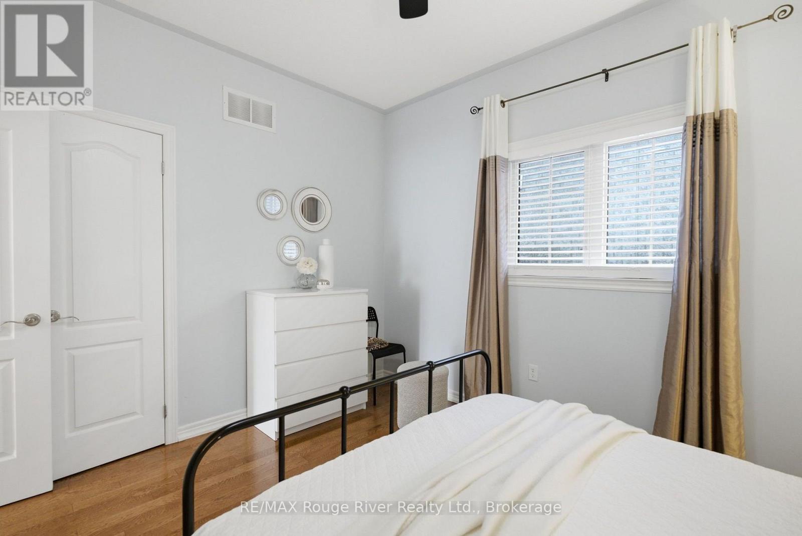 758 COLDSTREAM DRIVE - Image 21
