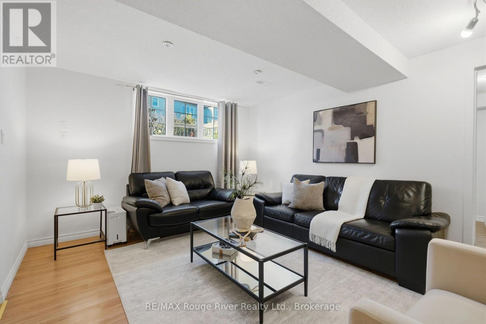 758 COLDSTREAM DRIVE - Image 27
