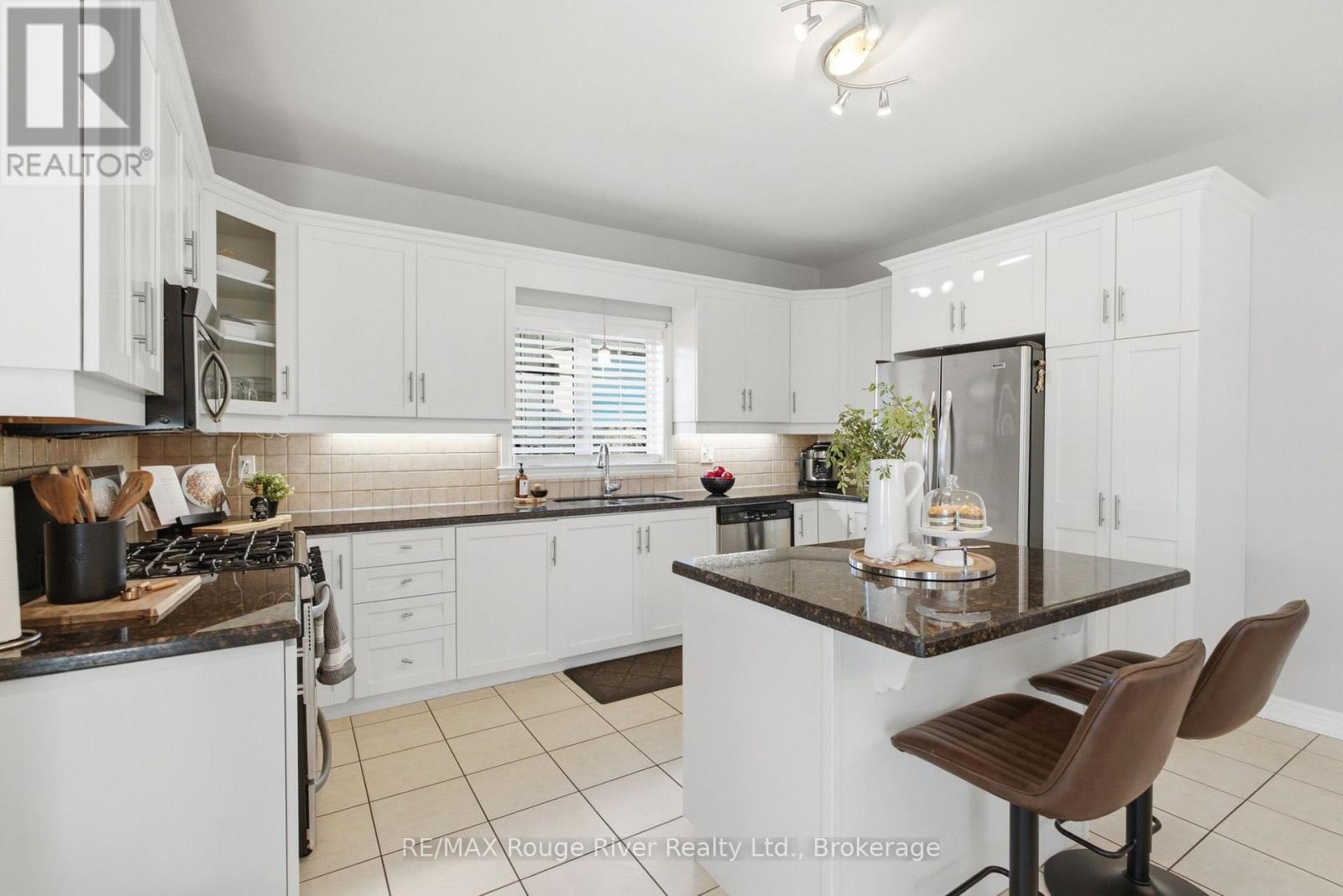 758 COLDSTREAM DRIVE - Image 8