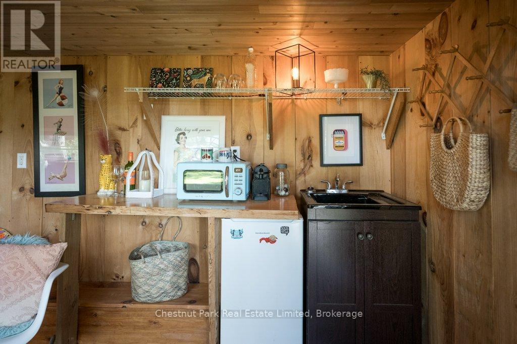 1606 County Road 10, Prince Edward County, ON photo 42