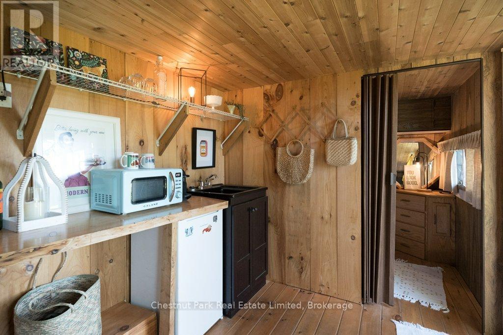 1606 COUNTY ROAD 10 - 43