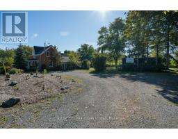 1606 County Road 10, Prince Edward County, ON K0K1P0 Photo 48