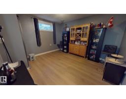 15135 43 St Nw, Edmonton, AB T5Y3B3 Photo 18