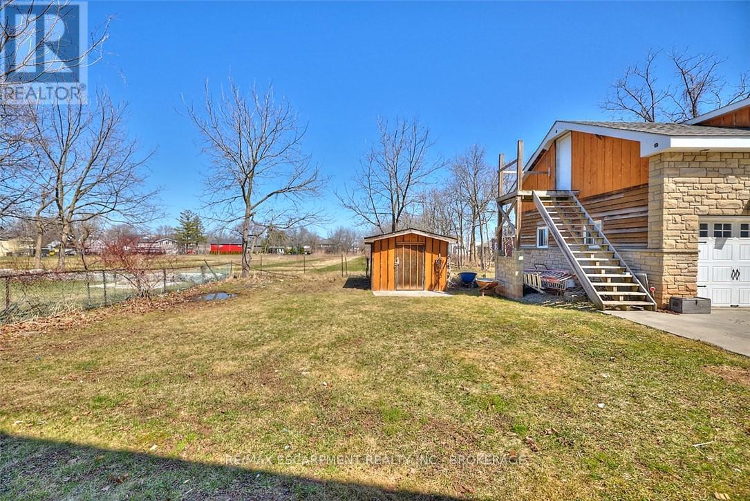 4915 KING STREET - 33